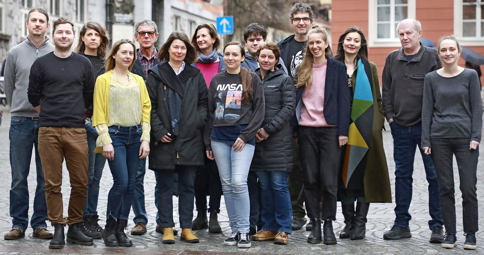Skupinska fotografija IAPŠ iz leta 2023 (foto Igor Lapajne)